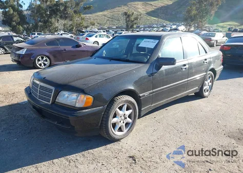 1999 Mercedes-Benz C 230 Kompressor z USA, uszkodzony, nr VIN WDBHA24G0XA773105